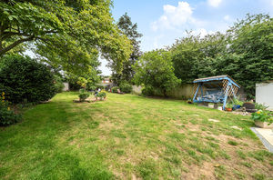 Rear garden angle 1- click for photo gallery